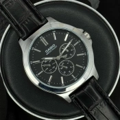 Чоловічий годинник Casio Timeless Chronograph MTP-V300L-1A 3 – techzone.com.ua Чоловічий годинник Casio Timeless Chronograph MTP-V300L-1A 3 – techzone.com.ua