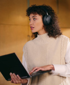 Навушники з мікрофоном Bowers & Wilkins PX8 Black 7 – techzone.com.ua Навушники з мікрофоном Bowers & Wilkins PX8 Black 7 – techzone.com.ua