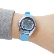 Чоловічий годинник Casio Standard Digital LW-200-2BVDF 4 – techzone.com.ua