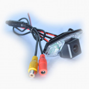 Штатна камера заднього виду IL Trade 9518 HONDA 2 – techzone.com.ua Штатна камера заднього виду IL Trade 9518 HONDA 2 – techzone.com.ua