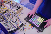 MIDI контроллер AKAI APC 64 11 – techzone.com.ua MIDI контроллер AKAI APC 64 11 – techzone.com.ua