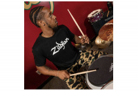 ZILDJIAN CLASSIC LOGO BLACK T-SHIRT SMALL Футболка 6 – techzone.com.ua ZILDJIAN CLASSIC LOGO BLACK T-SHIRT SMALL Футболка 6 – techzone.com.ua