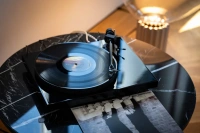 Програвач вінілу Pro-Ject Debut EVO 2 Pick It MM EVO High Gloss Black 8 – techzone.com.ua Програвач вінілу Pro-Ject Debut EVO 2 Pick It MM EVO High Gloss Black 8 – techzone.com.ua