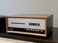 CD транспорт LEAK CDT Walnut 4 – techzone.com.ua CD транспорт LEAK CDT Walnut 4 – techzone.com.ua