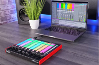MIDI контролер Akai Professional APC Mini II 6 – techzone.com.ua MIDI контролер Akai Professional APC Mini II 6 – techzone.com.ua