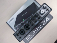 Roland Rubix24 USB Аудіоінтерфейс 8 – techzone.com.ua Roland Rubix24 USB Аудіоінтерфейс 8 – techzone.com.ua