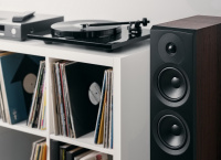 Напольная акустика Dynaudio Emit 30 Black 7 – techzone.com.ua Напольная акустика Dynaudio Emit 30 Black 7 – techzone.com.ua