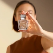 Maison Francis Kurkdjian Gentle Fluidity Silver Парфумована вода для жінок 70 мл 6 – techzone.com.ua Maison Francis Kurkdjian Gentle Fluidity Silver Парфумована вода для жінок 70 мл 6 – techzone.com.ua