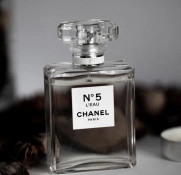 Chanel No 5 L'eau Туалетна вода для жінок 100 мл 4 – techzone.com.ua