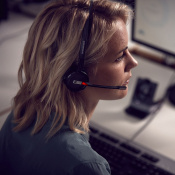 DECT-гарнитура Sennheiser SDW 5013 (506578) 10 – techzone.com.ua DECT-гарнитура Sennheiser SDW 5013 (506578) 10 – techzone.com.ua