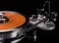 Проигрыватель виниловых пластинок VPI Avenger 3 – techzone.com.ua Проигрыватель виниловых пластинок VPI Avenger 3 – techzone.com.ua