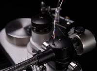 Проигрыватель виниловых пластинок VPI Avenger 5 – techzone.com.ua Проигрыватель виниловых пластинок VPI Avenger 5 – techzone.com.ua