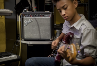 Комбопідсилювач Fender CHAMPION 20 4 – techzone.com.ua