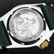 Чоловічий годинник Seiko 5 Sports Forest Green Sunrise SSK050K1 5 – techzone.com.ua Чоловічий годинник Seiko 5 Sports Forest Green Sunrise SSK050K1 5 – techzone.com.ua
