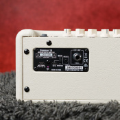 Портативный комбоусилитель гитарный Belcat BOUNCE-15-WH 4 – techzone.com.ua Портативный комбоусилитель гитарный Belcat BOUNCE-15-WH 4 – techzone.com.ua