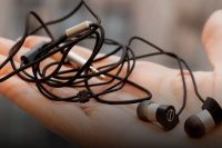 Навушники з мікрофоном Paradigm Shift E3m Black 7 – techzone.com.ua Навушники з мікрофоном Paradigm Shift E3m Black 7 – techzone.com.ua