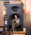 Студійний монітор Kali Audio LP-8 6 – techzone.com.ua