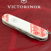 Складной нож Victorinox CLIMBER UKRAINE Вышиванка 1.3703.7_T0051r 2 – techzone.com.ua Складной нож Victorinox CLIMBER UKRAINE Вышиванка 1.3703.7_T0051r 2 – techzone.com.ua