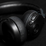 Навушники з мікрофоном JLAB Studio ANC Wireless Black (IEUHBASTUDIOANCRBLK4) 5 – techzone.com.ua Навушники з мікрофоном JLAB Studio ANC Wireless Black (IEUHBASTUDIOANCRBLK4) 5 – techzone.com.ua