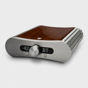 Інтегральний підсилювач Gato Audio DIA-250S High Gloss Walnut