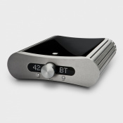 Интегральный усилитель Gato Audio DIA-250S High Gloss Black