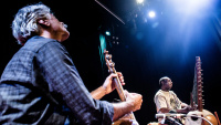 Kayhan Kalhor and Toumani Diabate: The Sky Is The Same Colour Everywhere /2LP 3 – techzone.com.ua Kayhan Kalhor and Toumani Diabate: The Sky Is The Same Colour Everywhere /2LP 3 – techzone.com.ua