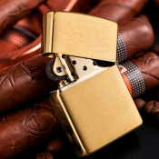 Запальничка Zippo Classic Brushed Brass 204B 6 – techzone.com.ua