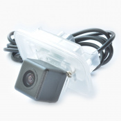 Штатна камера заднього виду «IL Trade» 1400, TOYOTA 3 – techzone.com.ua Штатна камера заднього виду «IL Trade» 1400, TOYOTA 3 – techzone.com.ua