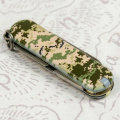 Складаний ніж Victorinox CLASSIC SD ARMY Піксель 0.6223.3.W3940pw 11 – techzone.com.ua