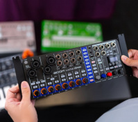 Мікшерний пульт Zoom LiveTrak L6max 8 – techzone.com.ua Мікшерний пульт Zoom LiveTrak L6max 8 – techzone.com.ua