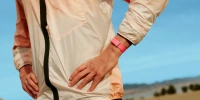 Фитнес-браслет Google Fitbit Air Berry 6 – techzone.com.ua