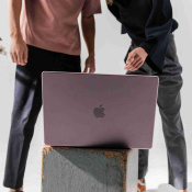 Жорсткий чохол Incase Hardshell Case Dots for 16" MacBook Pro (INMB200722-IPK) 7 – techzone.com.ua