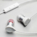 Навушники з мікрофоном Paradigm Shift E2m White 3 – techzone.com.ua