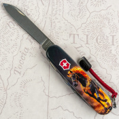 Складаний ніж Victorinox HUNTSMAN ZODIAC Золотий кінь 1.3713.Z5220pk 9 – techzone.com.ua Складаний ніж Victorinox HUNTSMAN ZODIAC Золотий кінь 1.3713.Z5220pk 9 – techzone.com.ua