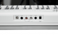 Цифрове піаніно Artesia Performer White 7 – techzone.com.ua