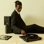 Програвач вінілу Gadhouse Henry Ebony в комплекті з акустикою (GAD1402) 5 – techzone.com.ua