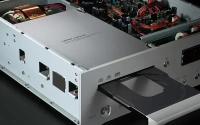 CD-SACD програвач Luxman D-07X Silver 4 – techzone.com.ua